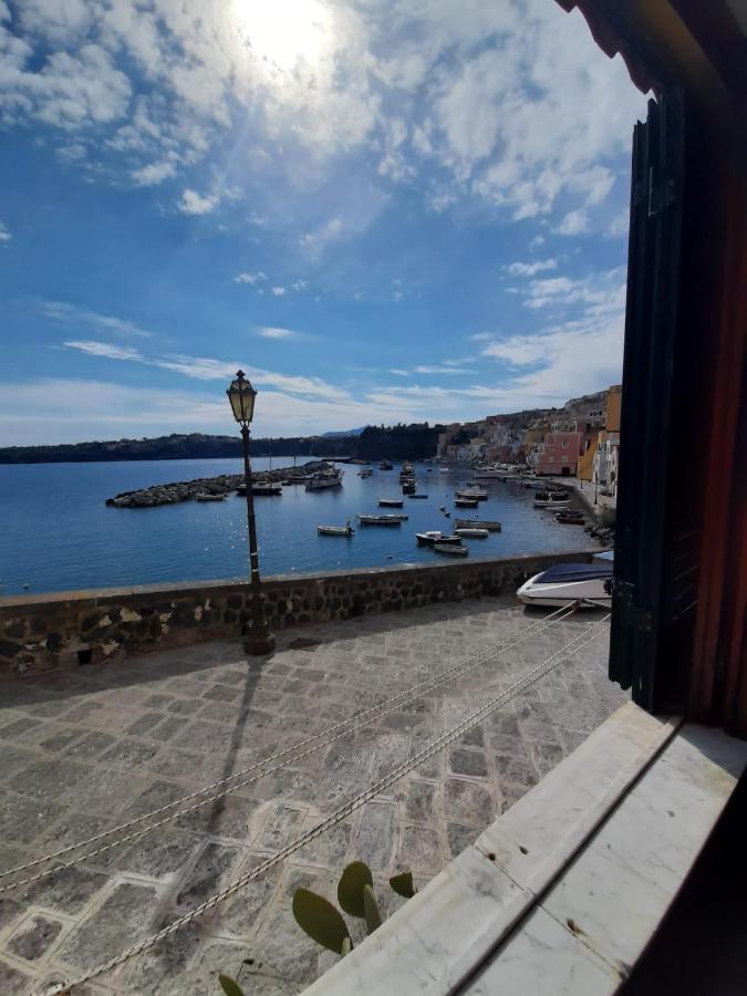 Residenza Mena Marina Corricella Apartment Procida Bagian luar foto
