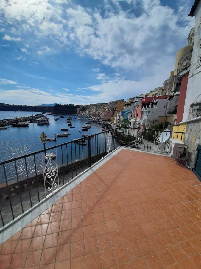 Residenza Mena Marina Corricella Apartment Procida Bagian luar foto